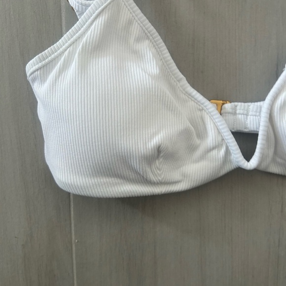 L*Space Ribbed Helena Bikini Top in White Size L - Picture 3 of 6